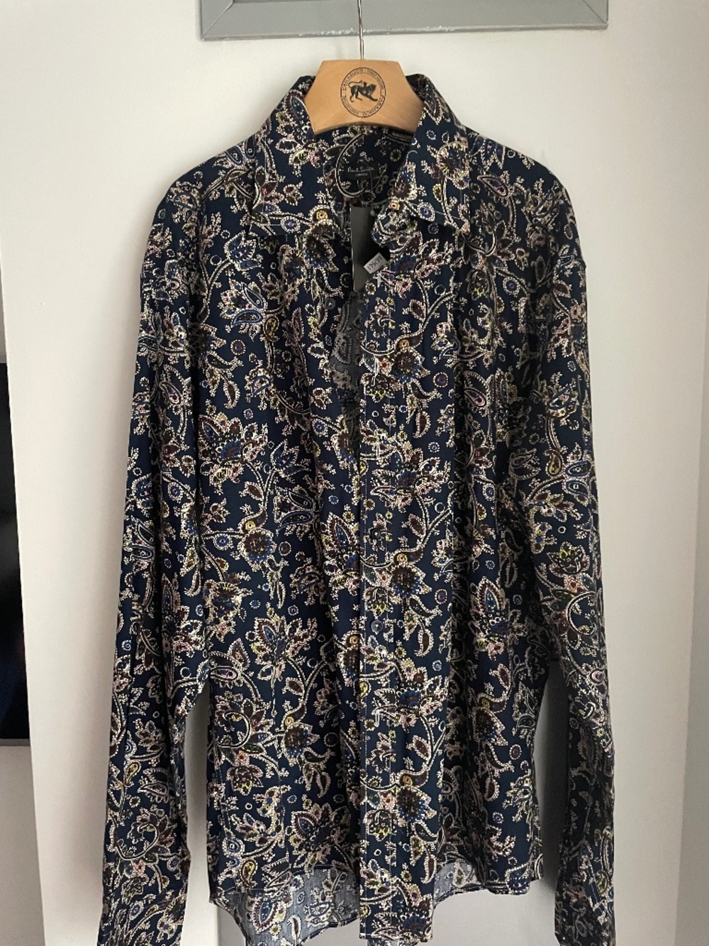 New Paul Smith shirt. Size 18/5 , or 45